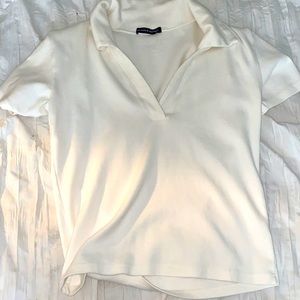 White Collared Top. Brand - Brandy Melville.